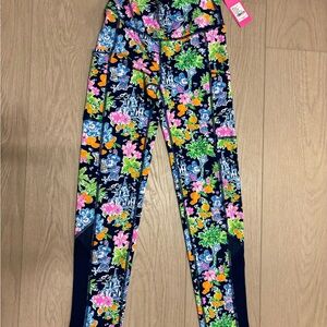 Lilly Pulitzer Navy Floral Leggings NWT  *MAKE AN OFFER*